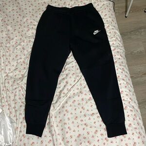 black nike sweatpants